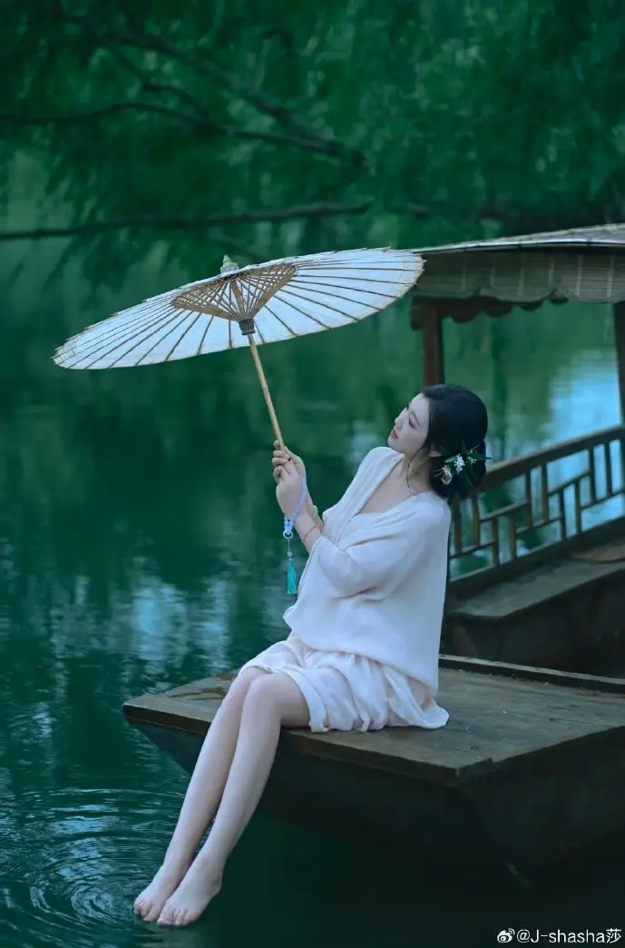 春运火车站人潮